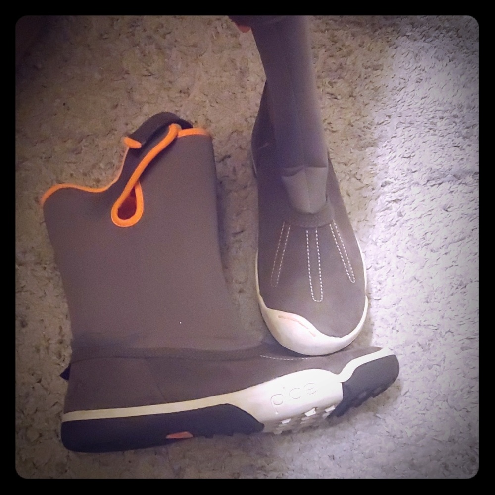 Plae Aurora winter boots